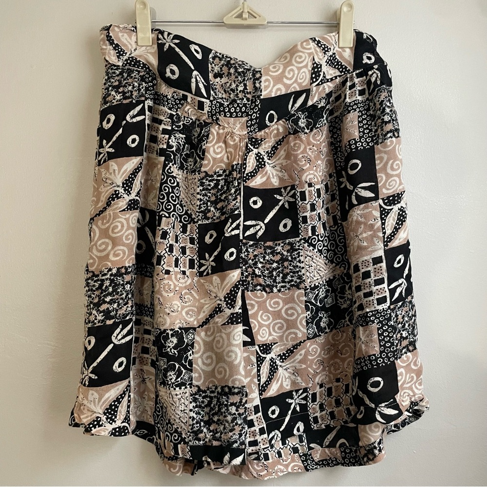 Vintage 90s Culotte Shorts Black Tan Abstract Patchwork Rayon 2X High Waist